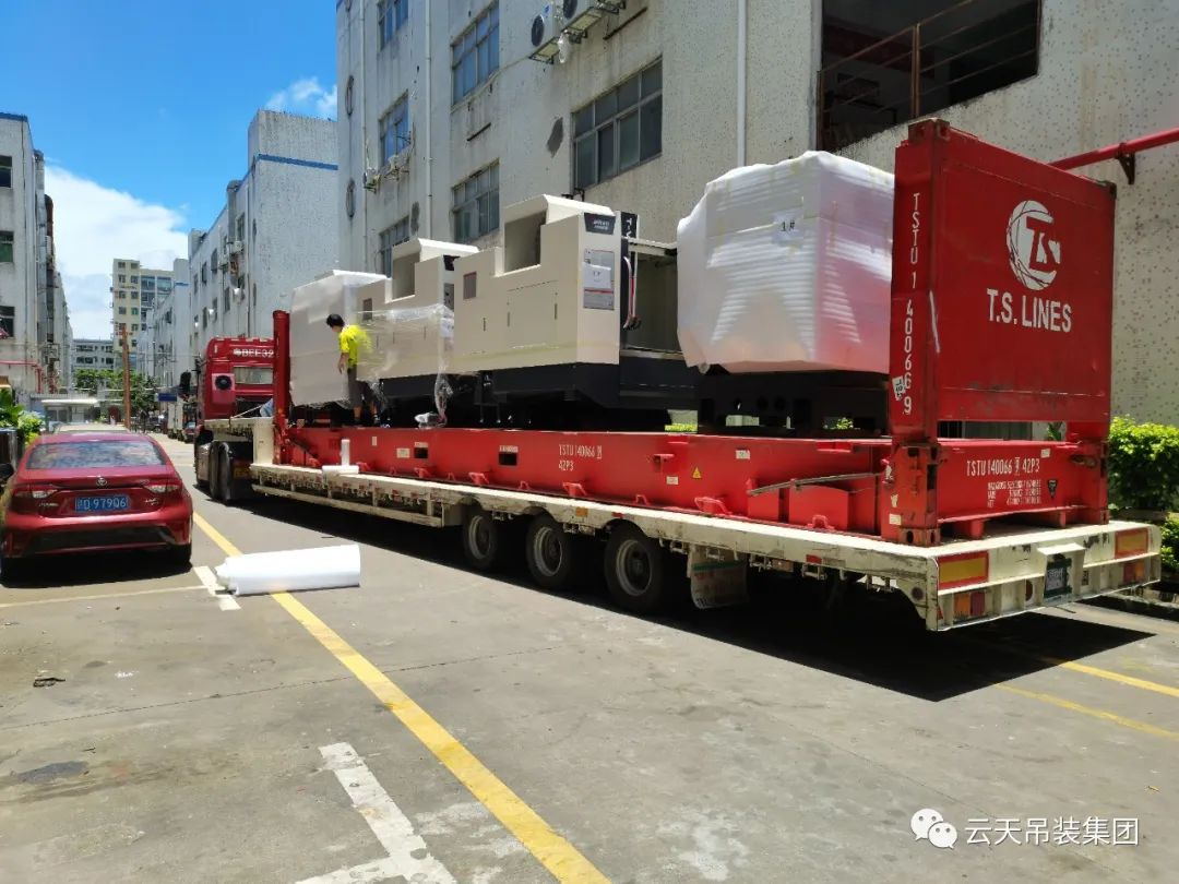机械设备搬运装车施工作业案例09.jpg